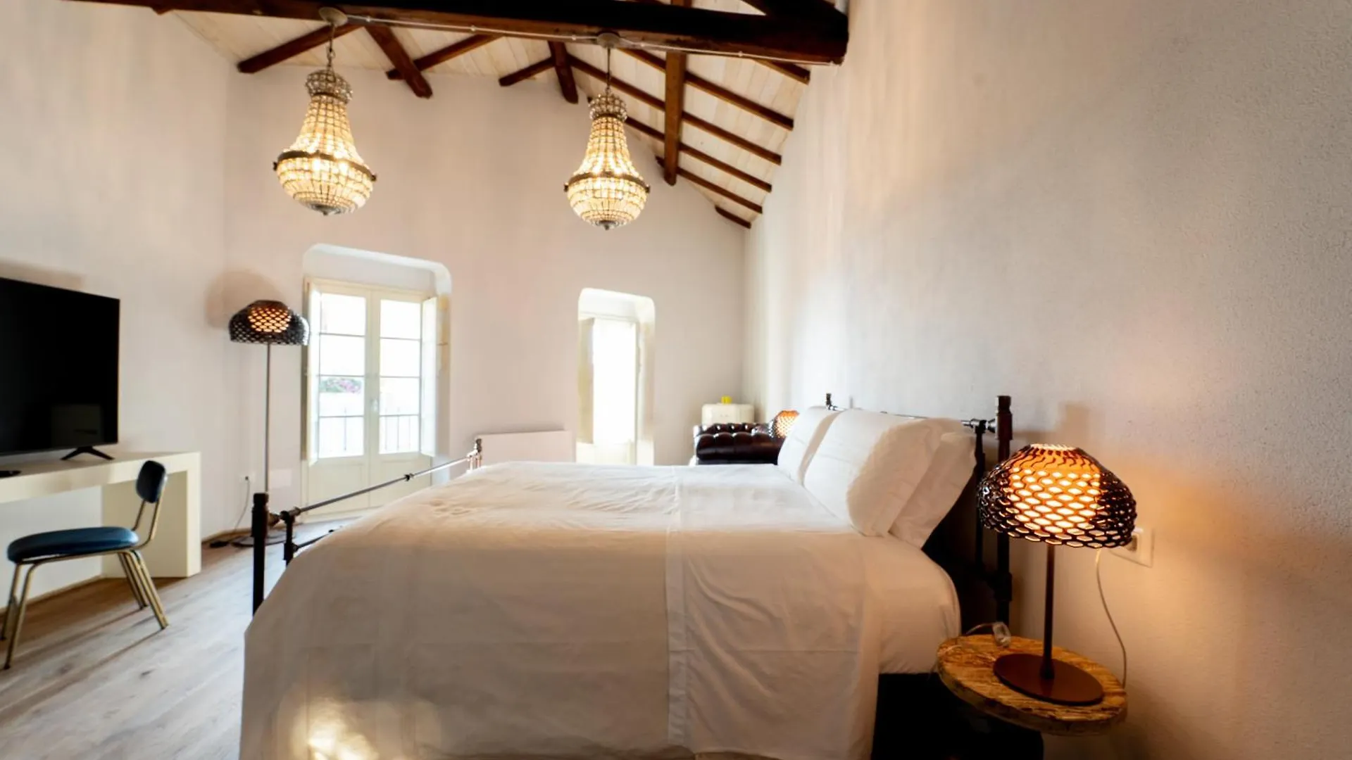 Hotel D H Lawrence كالياري