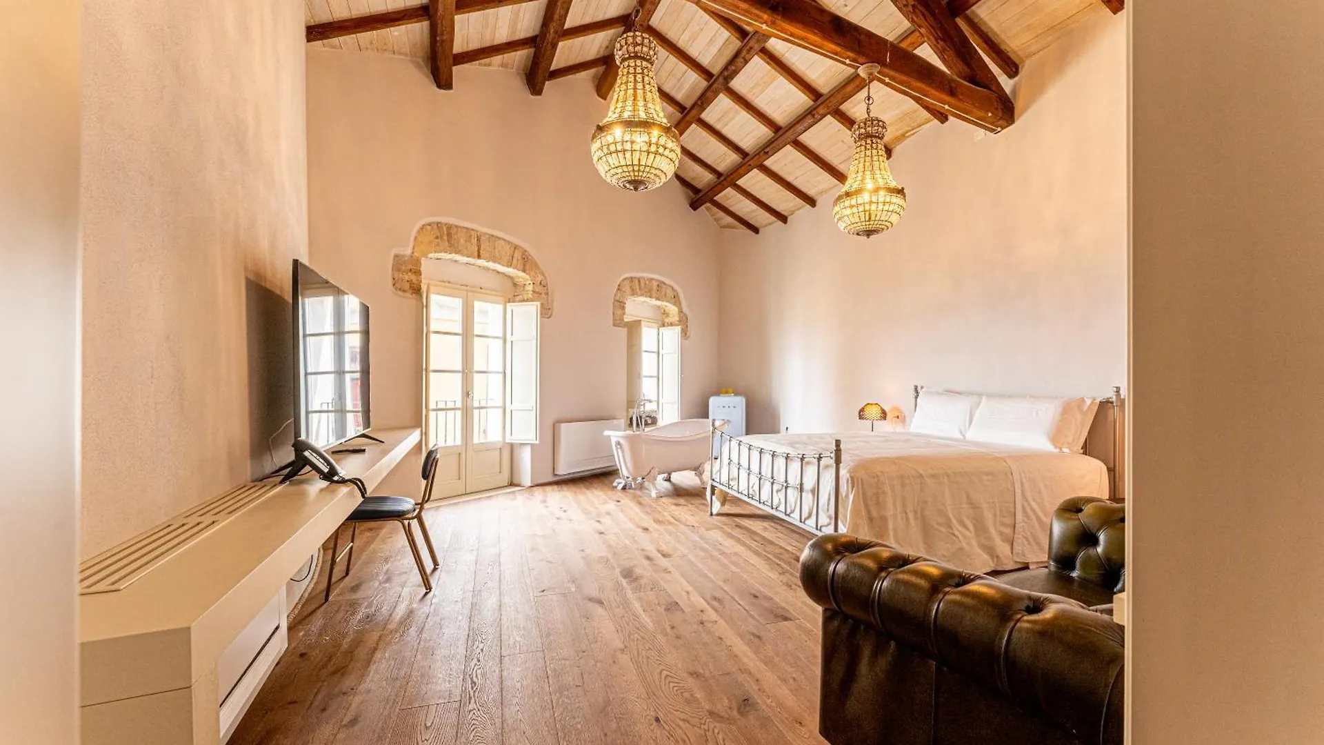 Hotel D H Lawrence Cagliari 4*,